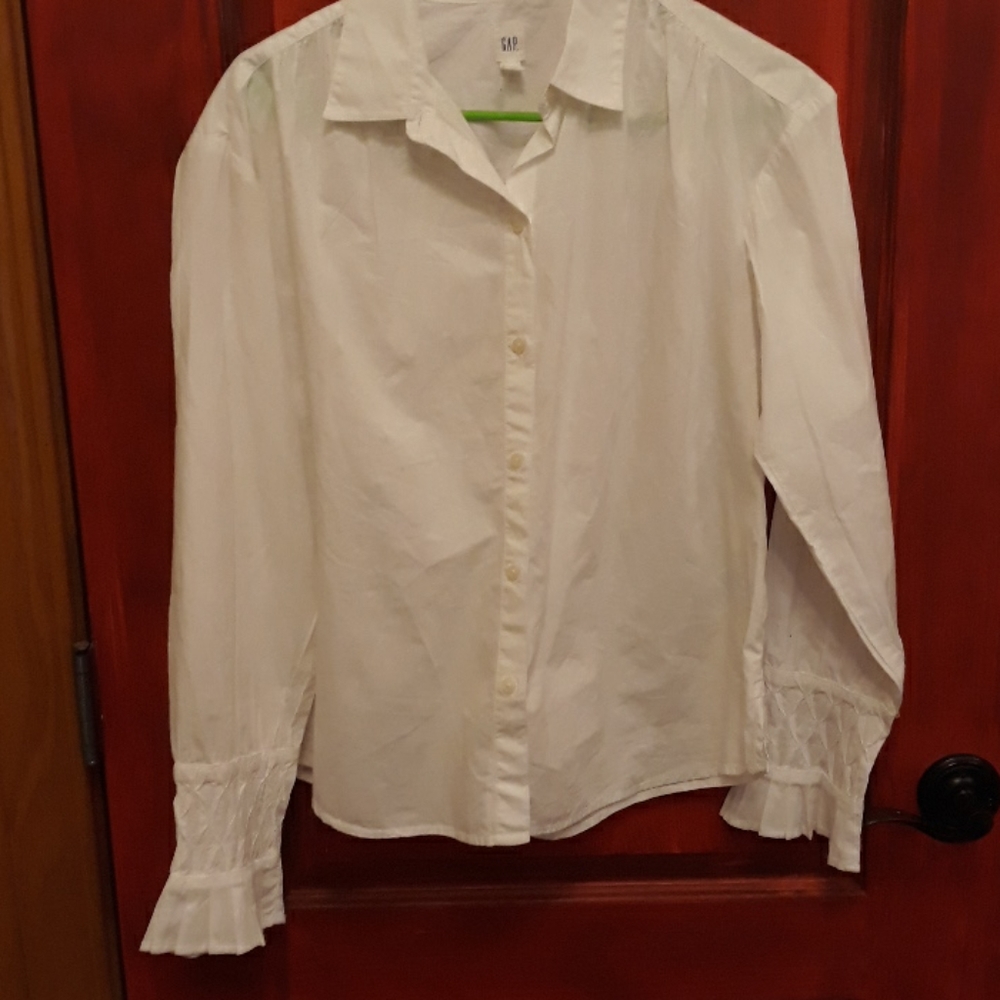 Gap Blouse Small